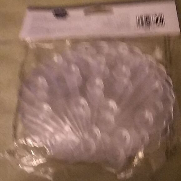 Seashell Tub Treads  - Picture 2 of 2